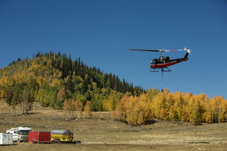 Heavy lift helicopter services